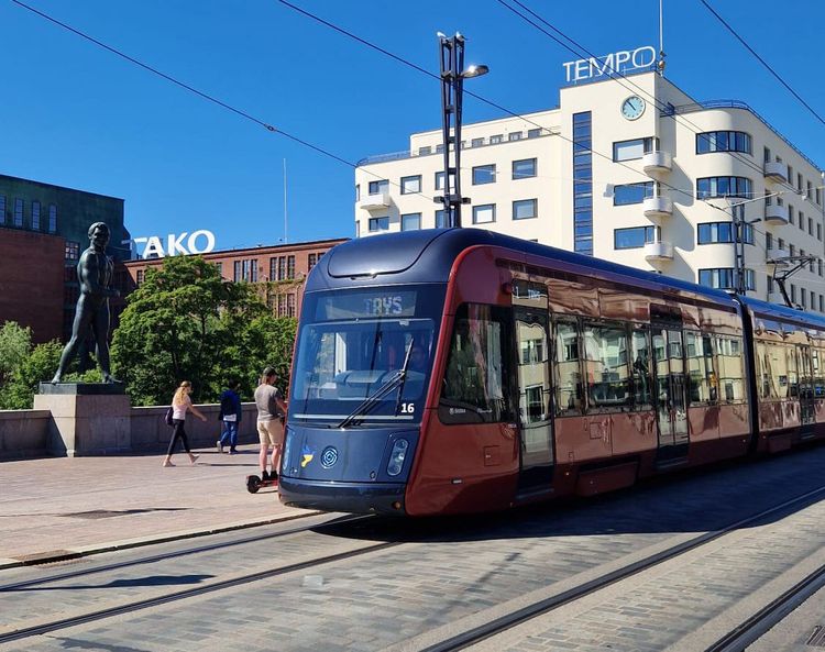 Löytyykö YH Kotien asuntoja ratikkareitin varrelta?